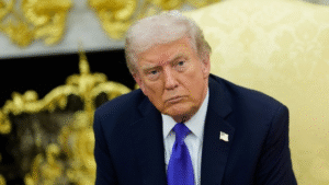 पहले हमले की धमकी, अब एयरस्पेस बंद… क्या वेनेजुएला में कुछ बड़ा करने जा रहे हैं अमेरिकी राष्ट्रपति ट्रंप